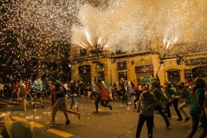 Imatge d'arxiu d'una edició passada del Correfoc de Santa Tecla.