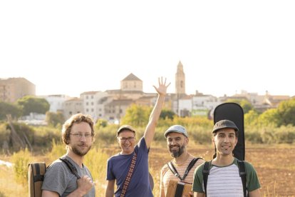 Julivert són Sergi Clofent, Jordi Suñé, Gerard Torres i David Morlà.