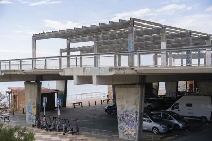 La cadena humana començarà a l'aparcament i rodejarà els fortins.