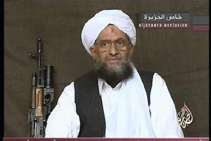 Fotografia d'arxiu del 9 de setembre de 2004 on apareix Ayman al-Zawahiri, llavors mà dreta d'Ossama bin Laden.