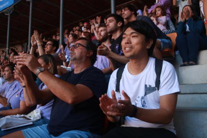 Muga Yoshikawa celebra un castell descarregat durant el Concurs.