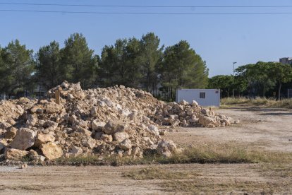 Imatge de l'espai on s'instal·larà la zona lúdica i esportiva de Sant Salvador.