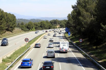 Imatge d'arxiu de trànsit a l'autopista AP-7.