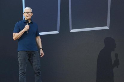 El CEO d'Apple, Tim Cook durant la conferència de desenvolupadors.