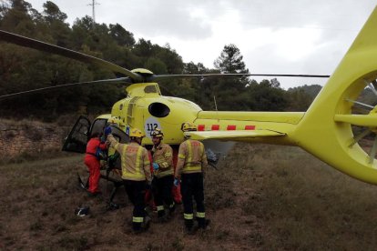 L'helicòpter que ha traslladat el ferit a l'hospital.