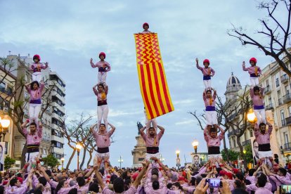 Imatge d'arxiu de la Diada de Sant Jordi a Tarragona abans de la pandèmia, l'any 2019.