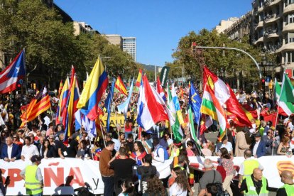 Movilización en Barcelona con motivo del Día de la Hispanidad.