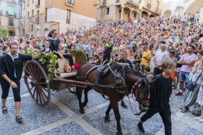 Els Portants de l'Aigua van ser rebuts com a herois per la població tarragonina.