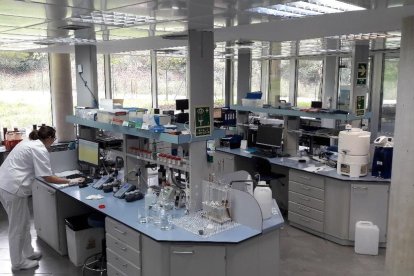 Imatge del laboratori d'Aigües de Reus.