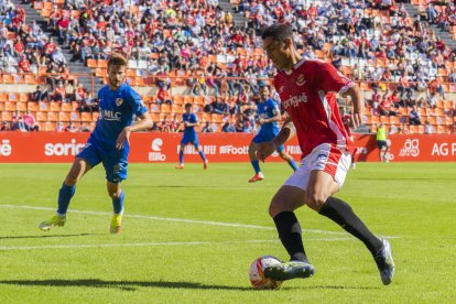 El davanter Pablo Fernández va marcar un dels gols del Nàstic en un partit de la primera volta.