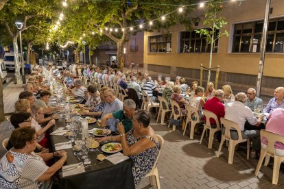 El sopar es va fer a la Rambla Joan Maragall.