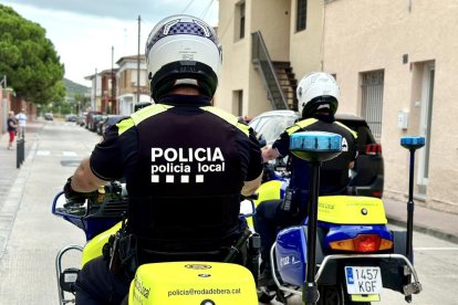 Imatge d'arxiu d'un agent de la Policia Local de Roda de Berà.