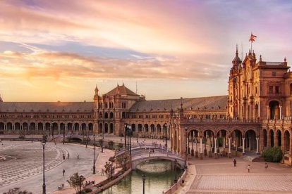 Imagen de la plaza España de Sevilla.