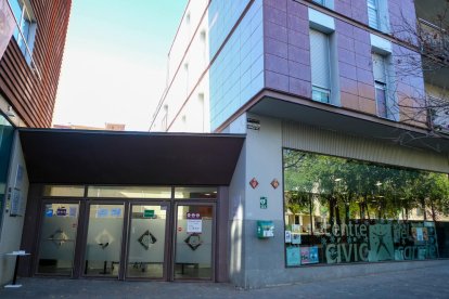 El PIO és un servei d'atenció personalitzada on s'ofereix informació i orientació a persones nouvingudes a Reus.