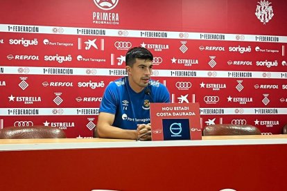 El defensa del Nàstic, Alex Quintanilla, va declarar com a segon capità en roda de premsa.