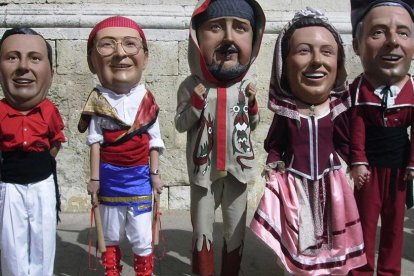 Imatge d'arxiu dels capgrossos de la Festa Major de l'Arboç.