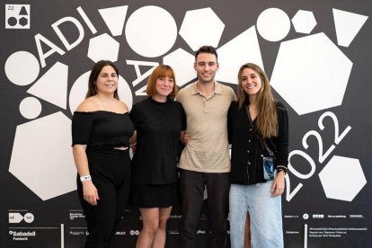 Emili Sisquellas Taixés con otras socias de la empresa, en el Museo del Diseño de Barcelona.