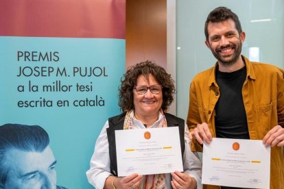 Isabel Rosich y Xavier Cela, ganadores de los premios Josep Maria Pujol y Sanmartín.