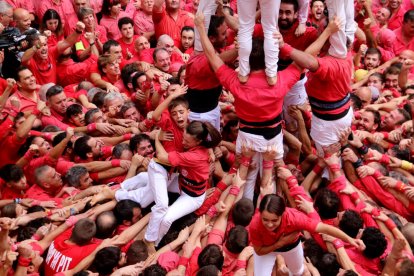 La Colla Joves dels Xiquets de Valls celebra el 4d9 net descarregat.