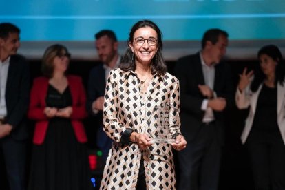 Choni Fernández, directora de sostenibilidad de PortAventura World, recogió el premio.