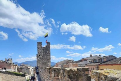 Paso de ronda en el recinto amurallado de Montblanc Data de publicación: lunes 25 de abril del 2022, 14:12 Localización: Montblanc Autor: Ayuntamiento de Montblanc