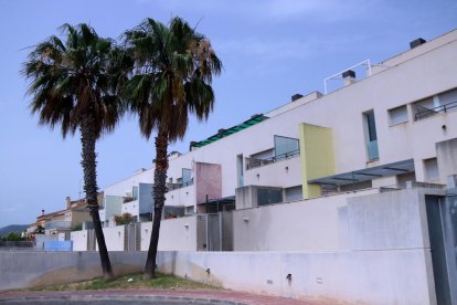 Los apartamentos de Turov en Alcanar Platja, que tienen que ser derribados por orden judicial.