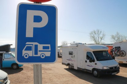 Un espai habilitat a Deltebre per autocaravanes.