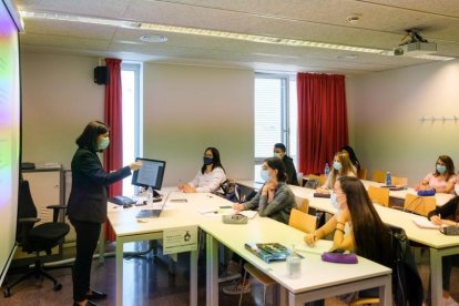 Clase en el aulario del Campus Catalunya.