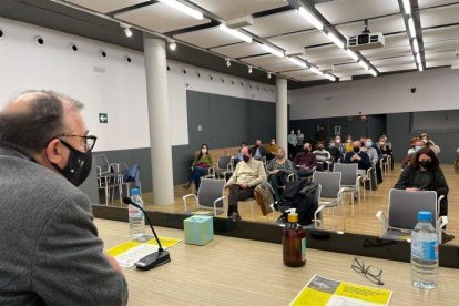 El secretario de Alimentación, Carmel Mòdol, durante una jornada de competitividad con cooperativistas ebrenses.