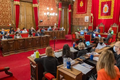 El plenario del Ayuntamiento de Tarragona tendrá que decidir sobre las próximas propuestas financieras del equipo de gobierno.