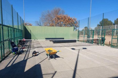 Imagen de las obras que han empezado en las pistas de santo Pere y Sant Pau.