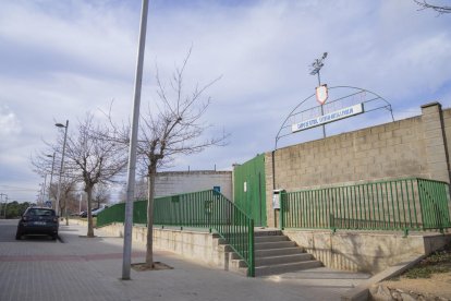 En el estadio municipal de Campclar entrenan un total de 33 equipos de tres clubs diferentes.