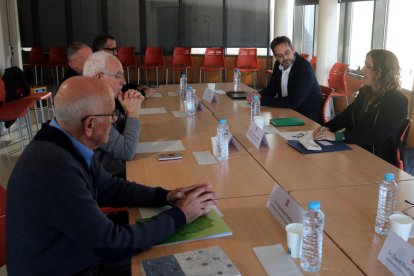 Reunión de Vilagrà con la Associació Vegueria Pro-Penedès.