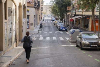 El terra del carrer d'Orosi es convertirà en una plataforma única.