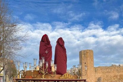 La Germandat Sant Ecce-Homo va efectuar ahir el seu primer assaig de l'any.