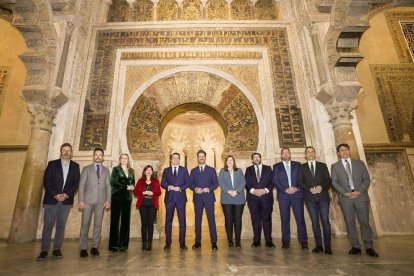 Imagen de los representantes del Grupo de Ciudades Patrimonio de la Humanidad en la asamblea general de Córdoba.