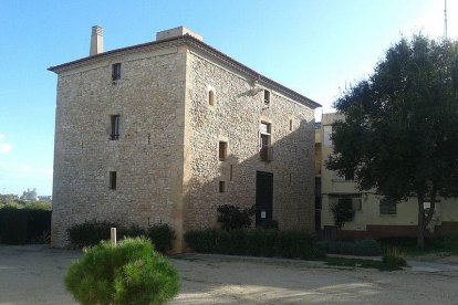 La Torreforta, casa fortificada en la calle Francolí que da nombre al barrio tarraconense.