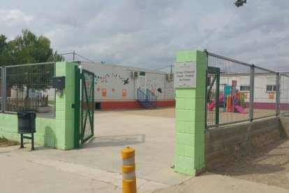 L'Escola de Ponent es va construir al 2008 al barri de Campclar.