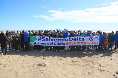 Més d'un centenar de persones s'han reunit a la Ràpita.