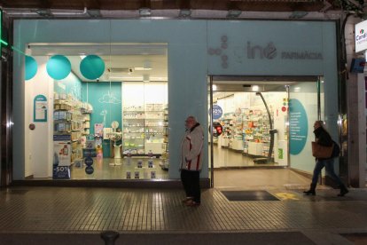 Els antibiòtics, com l'amoxicil·lina, i els ibuprofens per a infants són els més difícils de trobar.