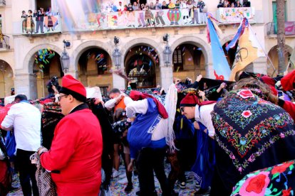 Guerra de caramels del Carnaval de Vilanova i la Geltrú