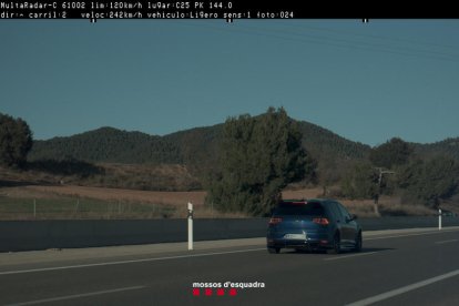 El vehículo que circulaba a 242 km/h en la C-25 en el Bages.