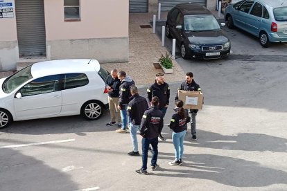 Imatge de l'operació policial a Llevant.