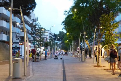 Imatge d'arxiu de l'avinguda de Carles Buigas de Salou.