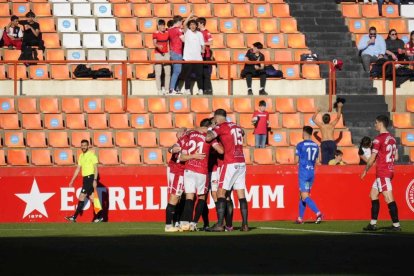 El Nàstic se lleva el partido con efectividad (3-2)