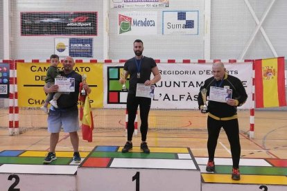 Èric Vicens se proclama campeón del mundo de 'press banca'