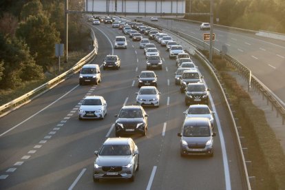 Col·lapse a la C-32 en sentit nord per la marxa lenta que en demana la gratuïtat.