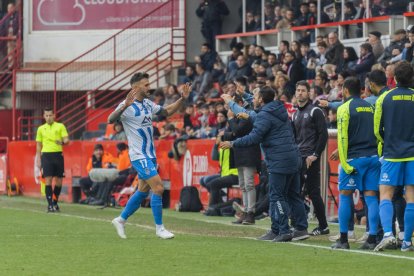 Dioni celebrant un dels tres gols que va marcar al Nàstic en el partit d'anada.