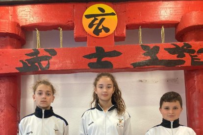 Els tres esportistes competiran al Campionat d'Espanya de karate a Càceres.