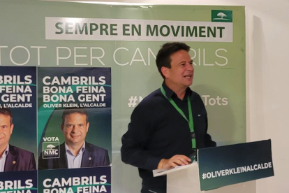 Oliver Klein celebrant la seva victòria la nit electoral del passat 28 de maig.